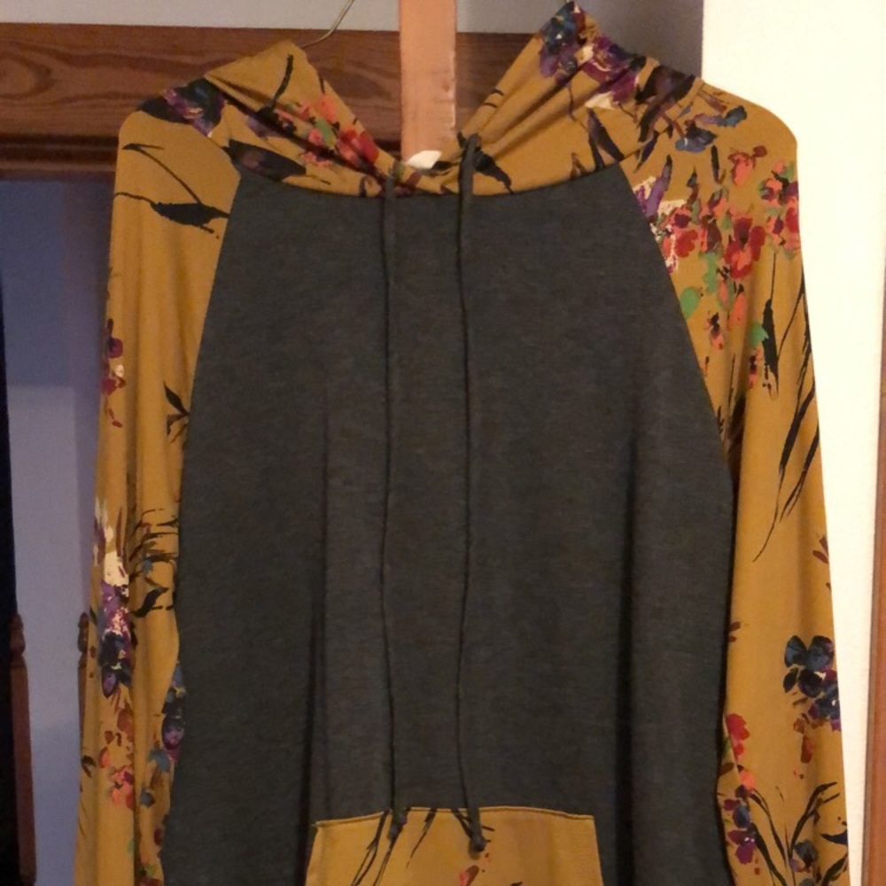 Betsys boutique.